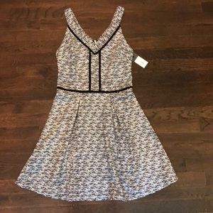 NWT Mossimo Black & White Zipper Dress Size Small